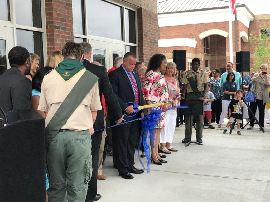 Brumby’s senior teachers join Superintendent Ragsdale for the ribbon cutting. (photo by Rebecca Gaunt)