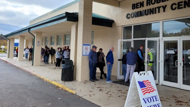 Voters line up at the Ben Robertson Community Center in Kennesaw. The wait there on Monday morning lasted about 30 minutes, but other locations saw wait times of more than an hour. Ross Williams/Georgia Recorder