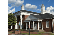 The entranceway to Kennesaw City Hall