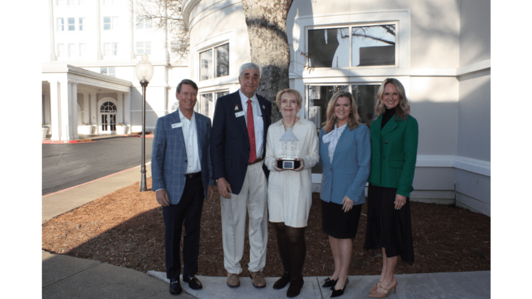 (l to r): Ron King of Capital City Bank, Mayor Thunder Tumlin, Mayor of Marietta, Holly Tuchman, 2024 Marietta Citizen of the Year, Sharon Mason of the Cobb Chamber, and Betsy Madrerohon of Capital City Bank