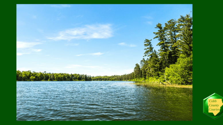 Image of a lake