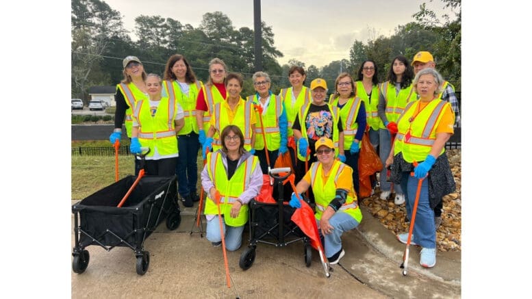Atlanta Latino Lions group cleanup photo