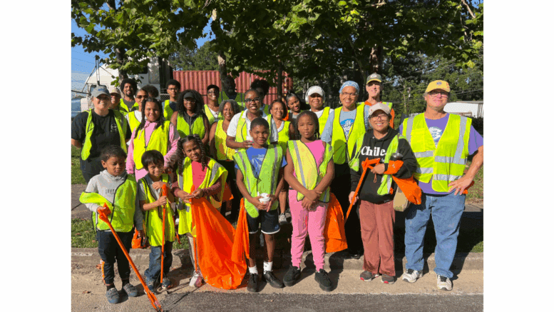 Group photo from Mableton District 2 litter cleanup