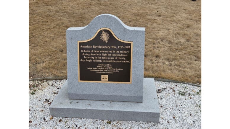 Marker for Revolutionary War soldiers in Marietta cemetery